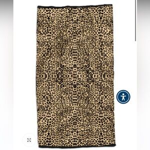 NWOT LILIANA MONTOYA Towel Beach Square Jaguar Brown